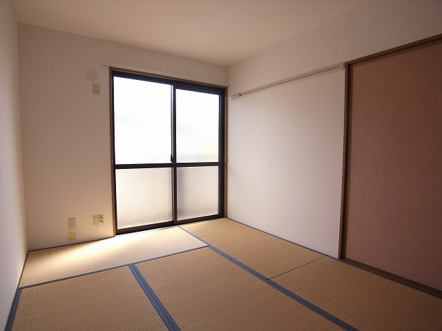 神戸市須磨区北落合４丁目のアパート