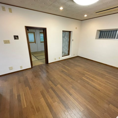 西宮市　中古戸建　宝生ケ丘1丁目の洋室|洋室