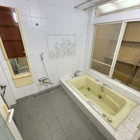 西宮市　中古戸建　宝生ケ丘1丁目の浴室|浴室