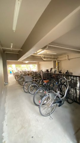 パラツィーナセシリア仁川弐番館の駐輪場|駐輪場