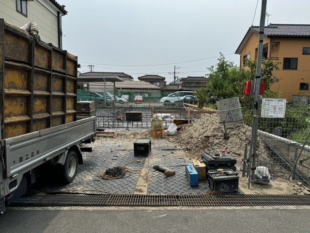 クレイドルガーデン　東区桃山町第３　全１棟の前面道路含む現地写真