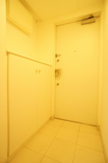 ソルレヴァンテ本八幡の玄関|同間取り・同タイプの別部屋の写真です♪