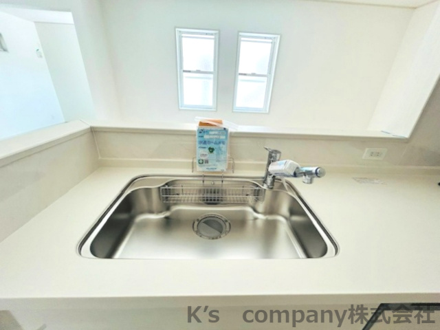 ◎茅ヶ崎市今宿　築未入居戸建　4号棟のキッチン|丈夫でスタイリッシュなステンレスのシンクです♪