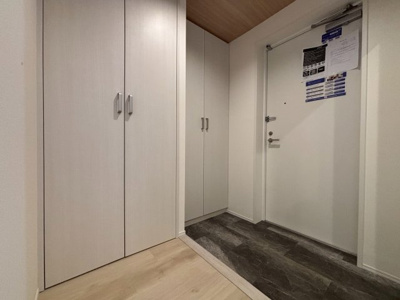 【玄関】 | レジディア世田谷弦巻