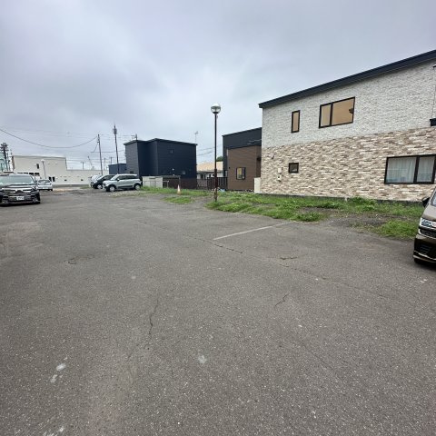 港北ハイツ２の駐車場