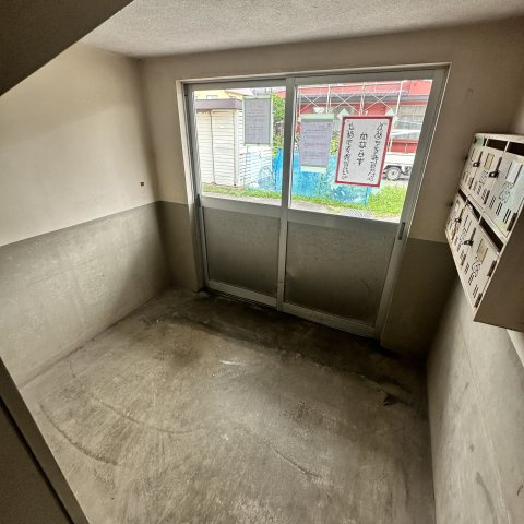 港北ハイツ２のエントランス