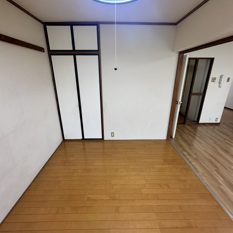 港北ハイツ２の居間・リビング