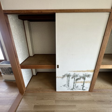 ハイツジャイケの収納