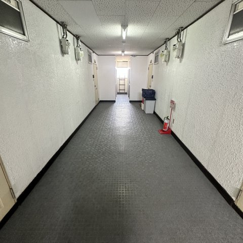 ハイツジャイケのロビー