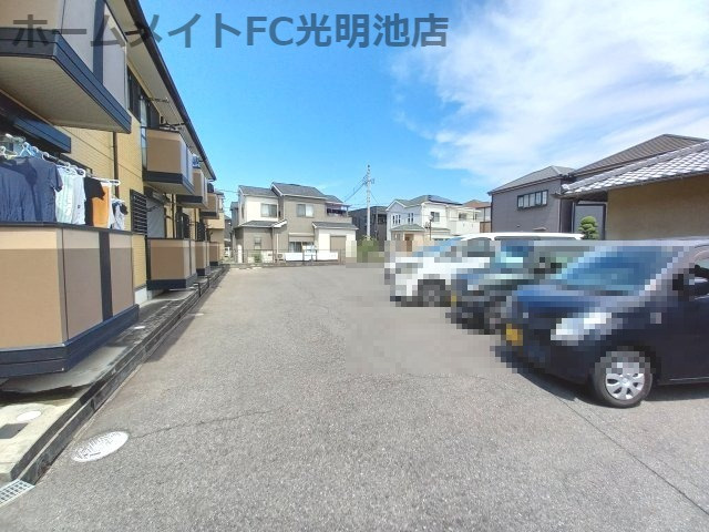 セジュール藤井A棟の駐車場