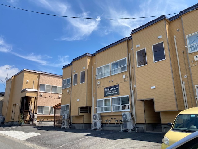 センチュリーハイツ