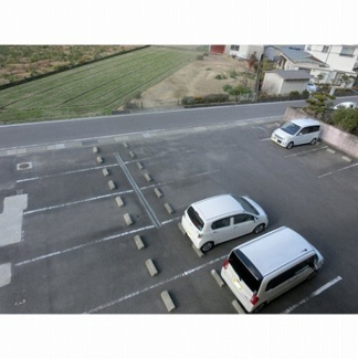 【駐車場】 | シーズン柞田