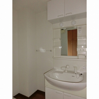 【独立洗面台】 | シーズン柞田 | 同一間取り、同タイプの写真です。