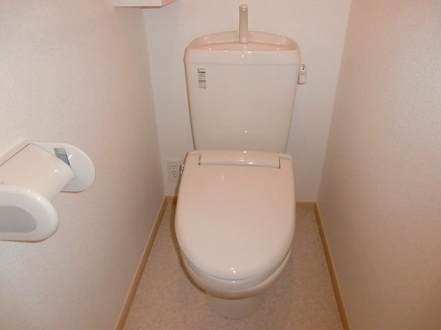イン・レミュールのトイレ|落ち着いたトイレです