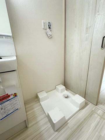 高槻市日向町戸建の内装