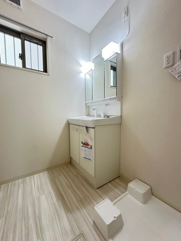 高槻市日向町戸建の内装