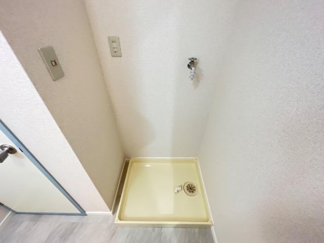 ハイコーポサードタウンのその他|室内洗濯機置場（イメージ）