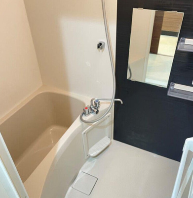 【浴室】 | プロスパー十三 | ゆったり過ごせるお風呂です