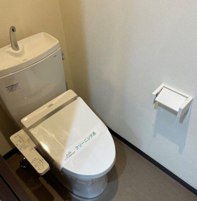 【トイレ】 | プロスパー十三 | コンパクトで使いやすいトイレです