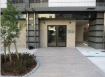 【エントランス】ラフィスタ川崎 