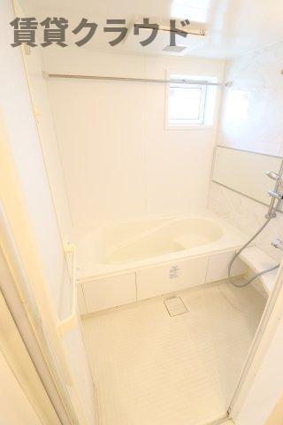 アメニティーなかにしⅣの浴室|浴室換気乾燥機付き