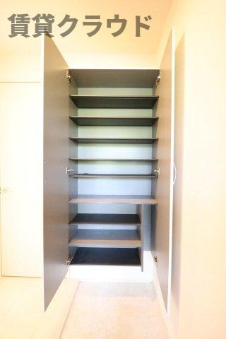 アメニティーなかにしⅣの収納|シューズボックス