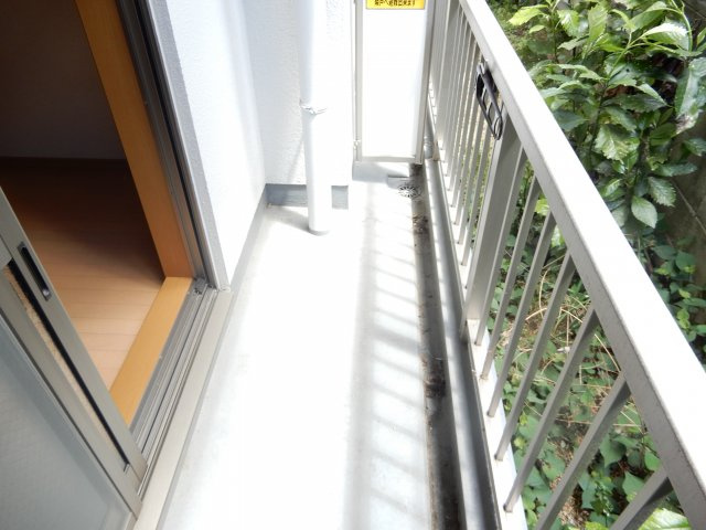 ヴィラ高槻のバルコニー