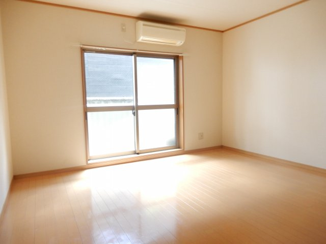 ヴィラ高槻の寝室