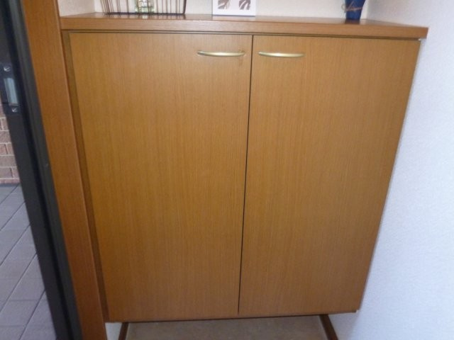 a la mode Bの玄関|シューズボックス