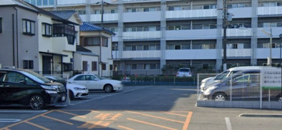 【外観】 | 南駐車場（セブンイレブン横）