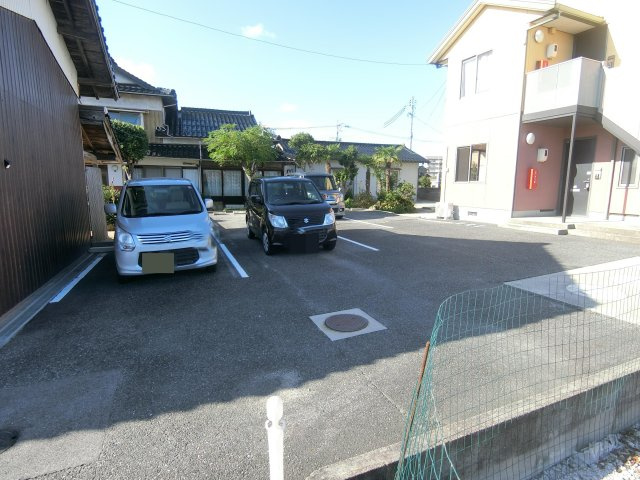 あきらアパートの駐車場