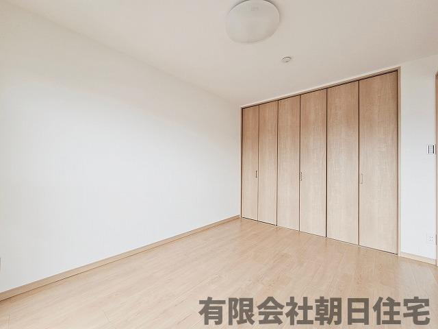 【洋室】 | 【オーナーチェンジ】ロイヤルマンション北田町 | 広々とした洋室です