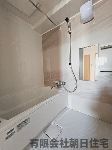 【浴室】 | 【オーナーチェンジ】ロイヤルマンション北田町 | 日々の暮らしに欠かせないお風呂です