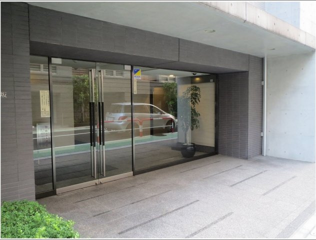【エントランス】