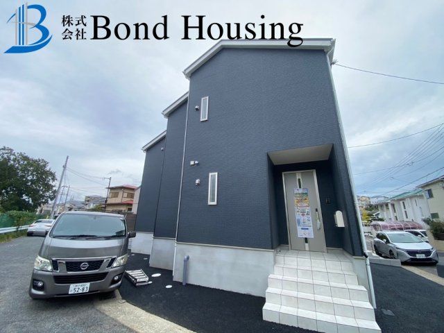 耐震等級３取得・閑静な住宅地・桃山台全２棟　１号棟の外観