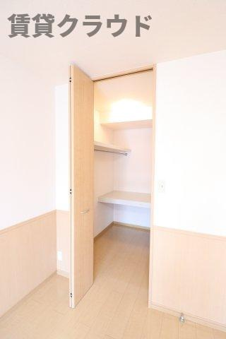 ソンリッサの収納|収納力◎なウォークインクローゼット♪