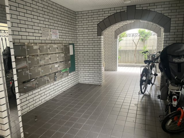 グランディア森北STORIAのエントランス