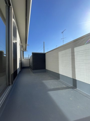 【バルコニー】