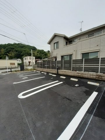 クルール　Ｍの駐車場