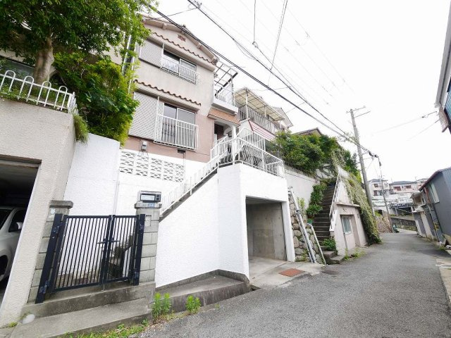 鈴蘭台北町4丁目戸建の外観