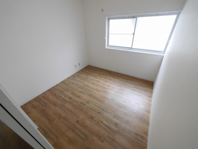 【洋室】 | 鈴蘭台北町4丁目戸建