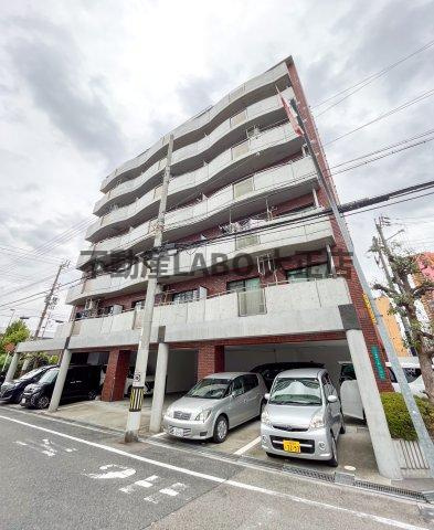 八幡屋港友マンションの外観