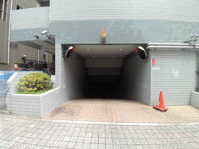 フォーラム六甲の駐車場