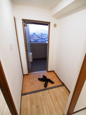 【玄関】 | リープハーベン八尾木 | 玄関です