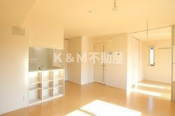 ボナール酒井根　Ⅰ号棟のキッチン|リビング2 