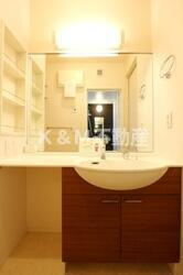 ボナール酒井根　Ⅰ号棟の洗面所|洗髪洗面化粧台 