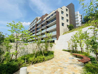 【外観】 | セルアージュ上麻生アレーヌ | 総戸数42戸、ワークスペースやリモートワークルームなどの共用部があります。