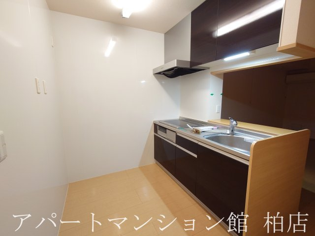 クレシアコートの居間・リビング