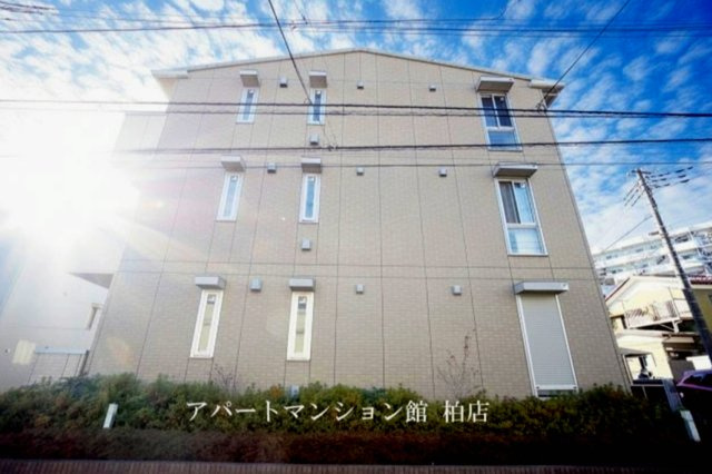 クレシアコート