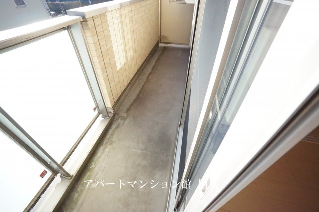 クレシアコートの玄関